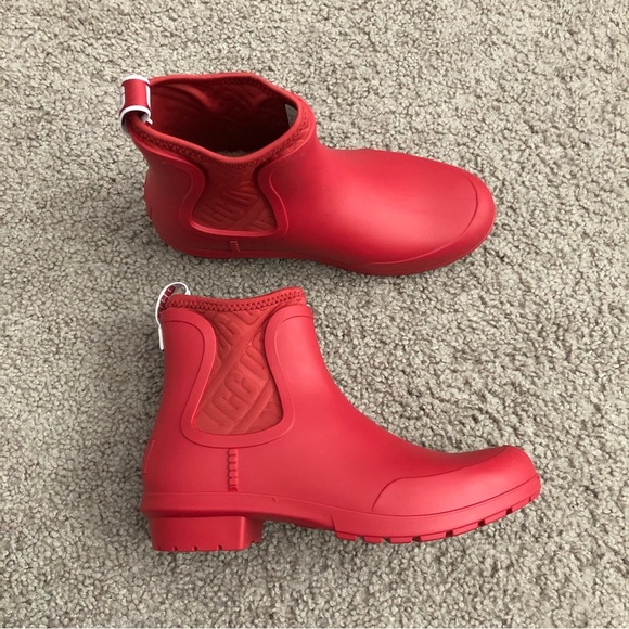Ugg Red Waterproof Shearling Footbed Booties - Picture 5 of 8